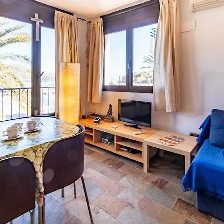 Port De Llanca 33 Apartamento En 1ª Linea De Mar Apartment